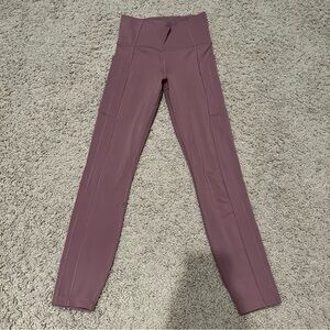 Athleta Ultimate Stash 7/8 Leggings